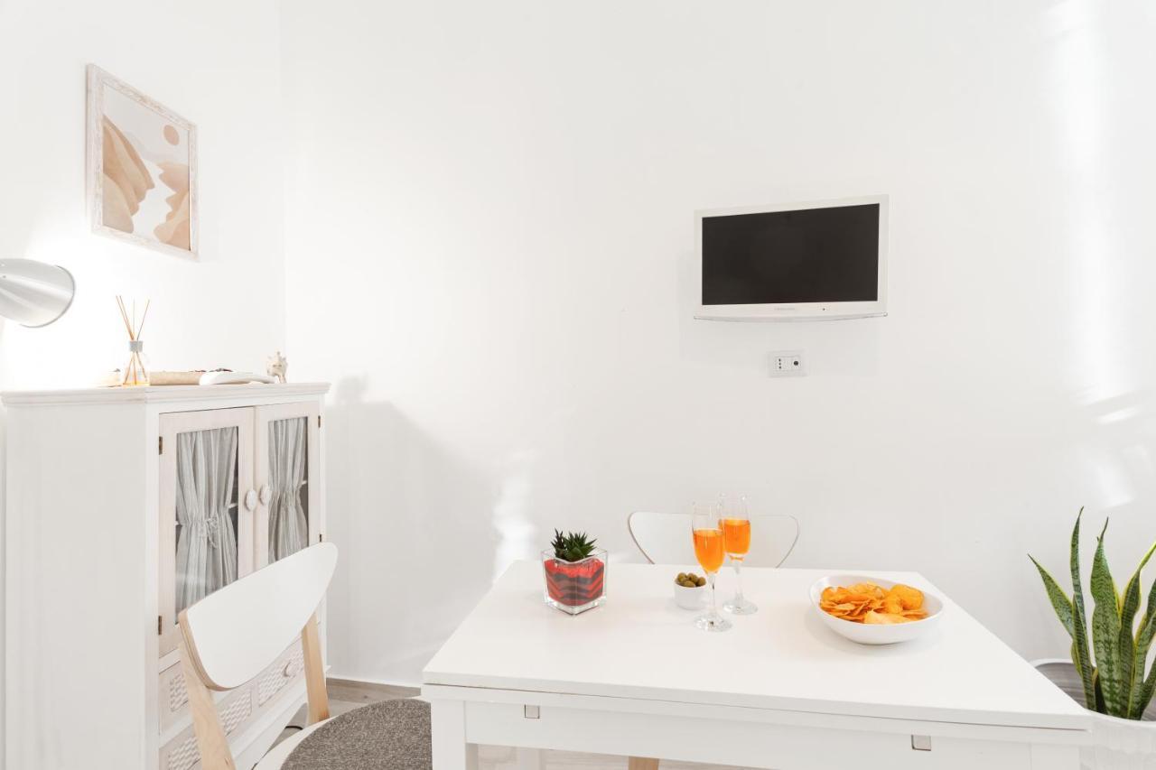 Maison San Michele Lovely Apartment Trani Exterior foto